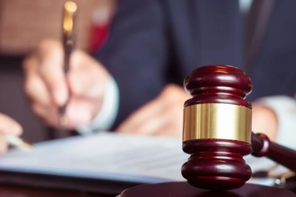 O que acontece durante uma perícia? Entenda o processo sem complicação